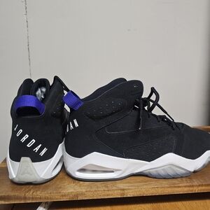 Nike Air Jordan Liftoff Retro Black Purple Hightop Sneakers Dark Concord 9.5Mens